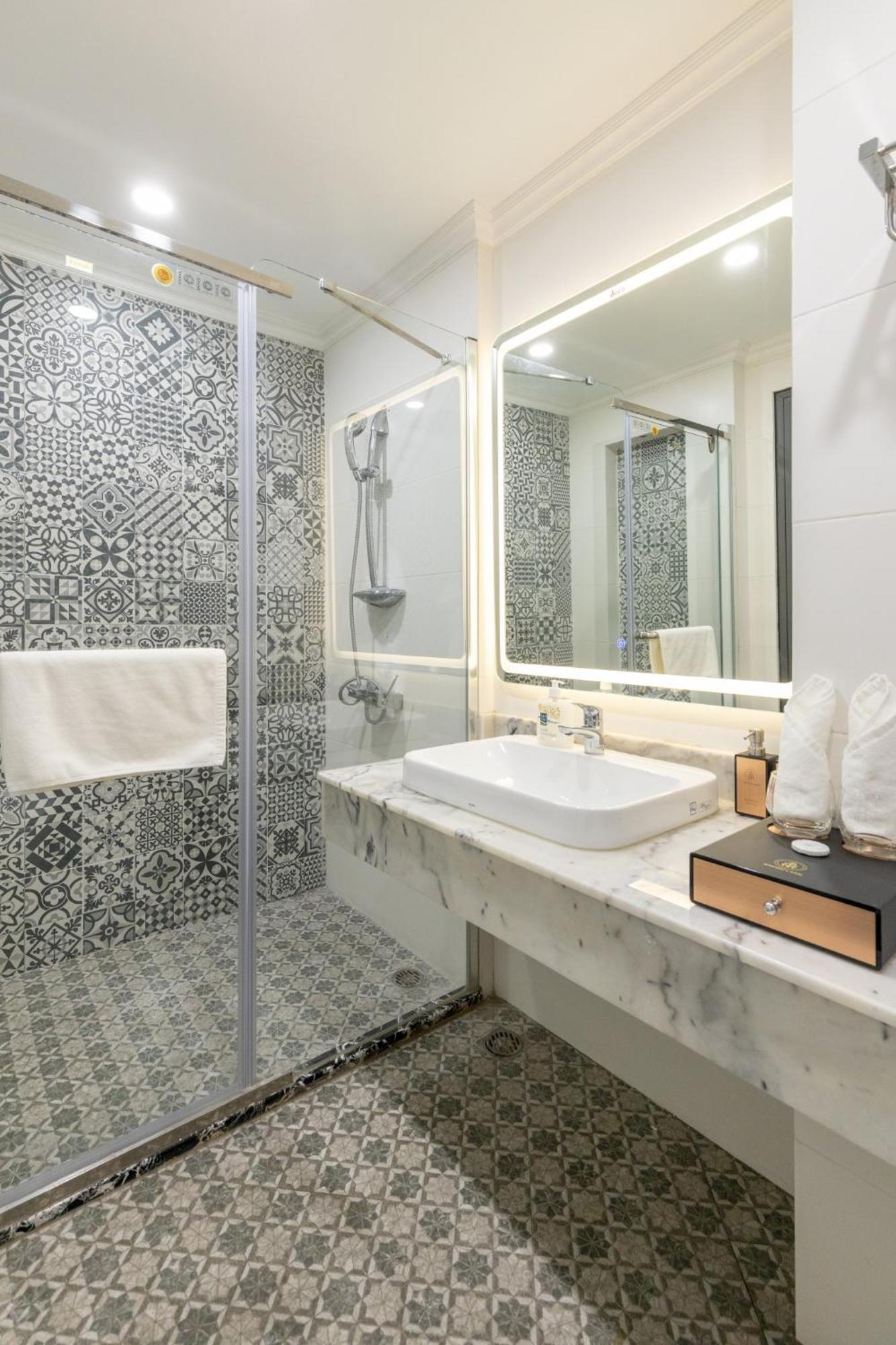 האנוי Sword Lake Hotel מראה חיצוני תמונה